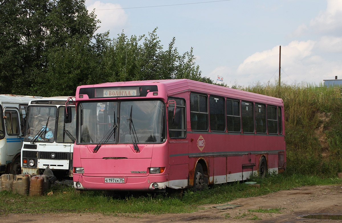 Вологодская область, ЛиАЗ-52563R (ГолАЗ) № Е 197 ЕК 35