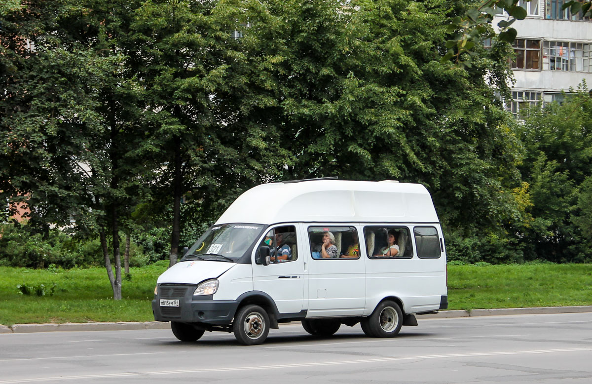 Новосибирская область, Луидор-225000 (ГАЗ-322133) № М 815 ЕМ 154