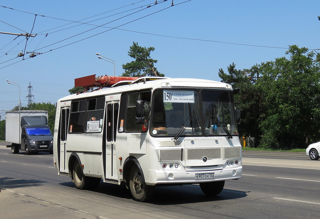 Краснодарский край, ПАЗ-32054 № В 907 ОН 123