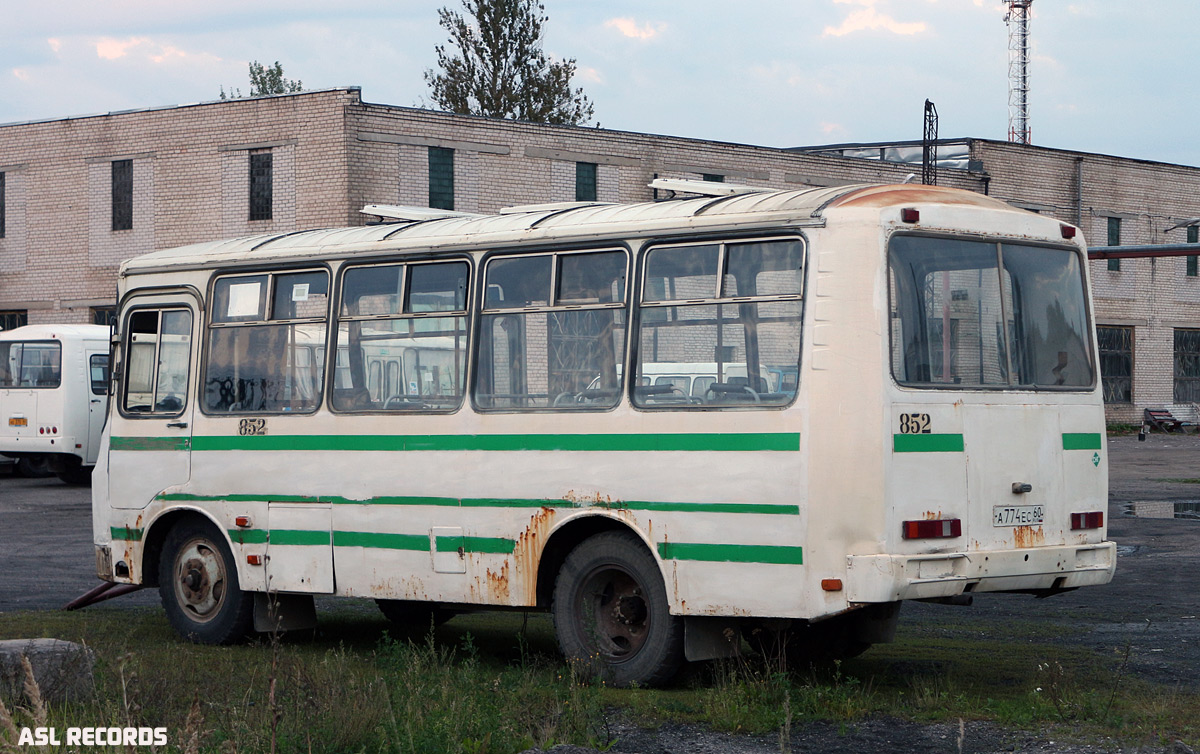 Псковская область, ПАЗ-3205-110 № 852