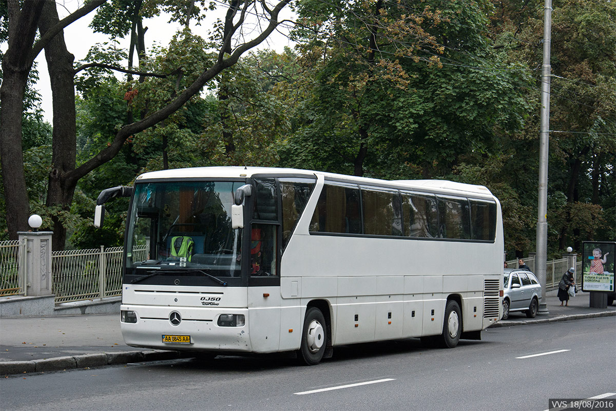 Киев, Mercedes-Benz O350-15RHD Tourismo № AA 0845 AA