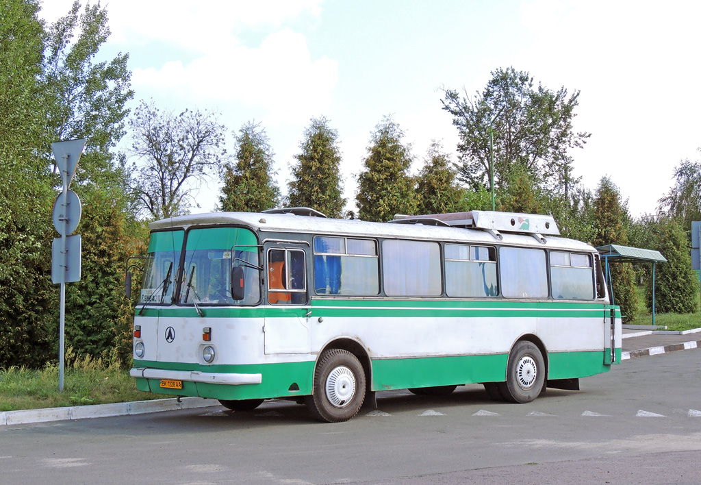 Ровненская область, ЛАЗ-695НГ № BK 1228 AA