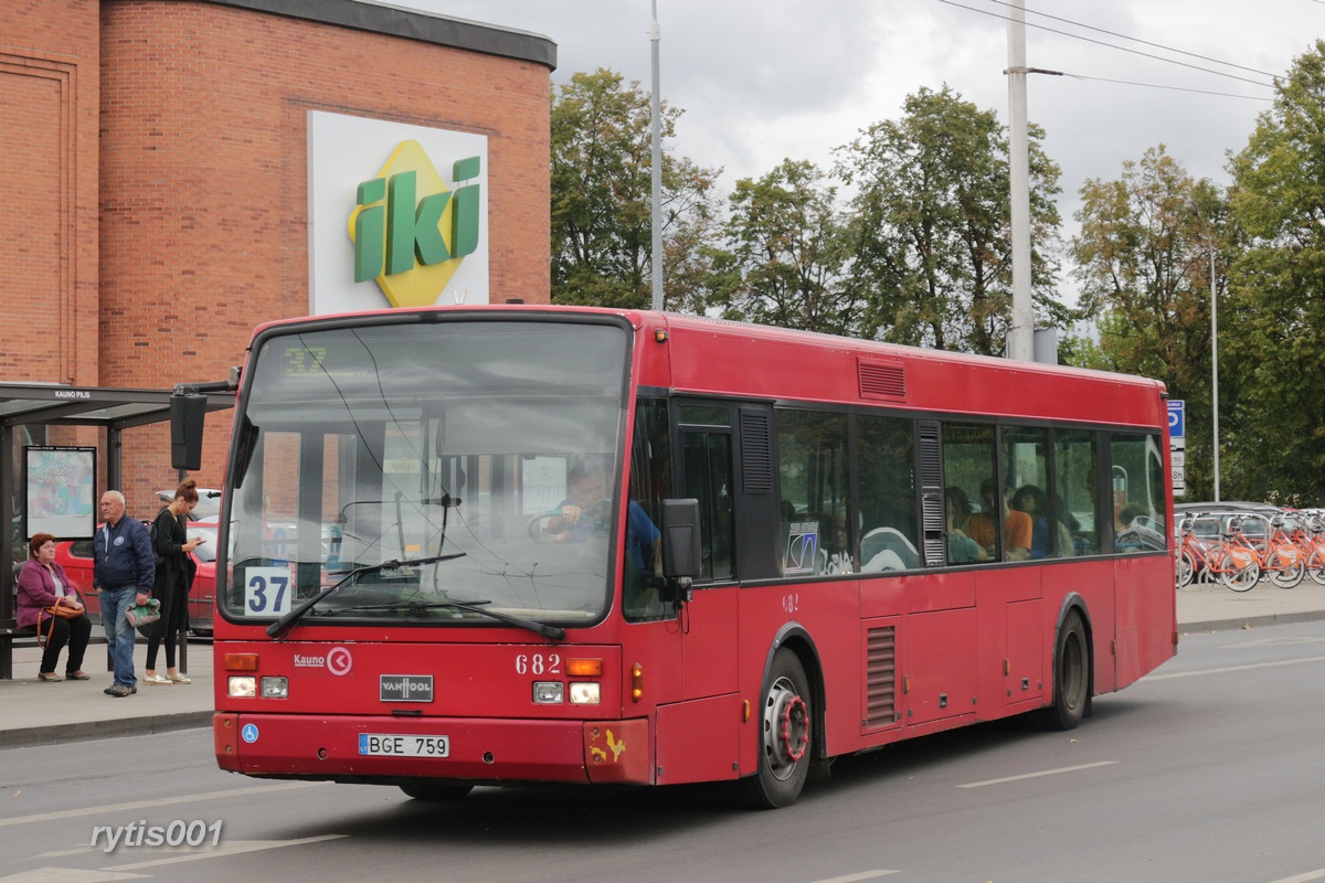 Литва, Van Hool A300 № 682