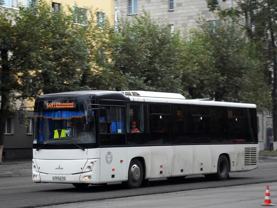 Автобус новокузнецк белово на завтра. Автобус Новокузнецк Белово. Автобус Новокузнецк Таштагол. Автобус МАЗ 231. Автобус 549 Новокузнецк.