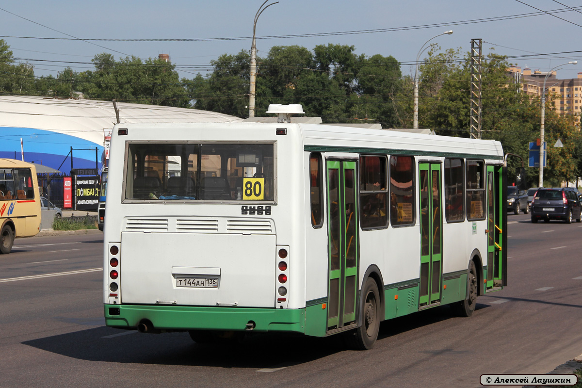 Воронежская область, ЛиАЗ-5256.26 № Т 144 АН 136