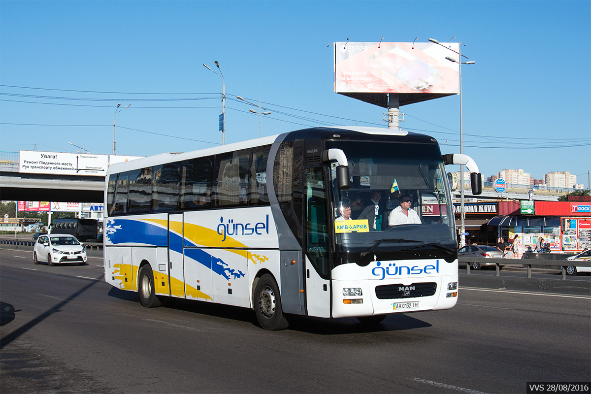 Киев, MAN A13 S2000 № AA 0132 IH