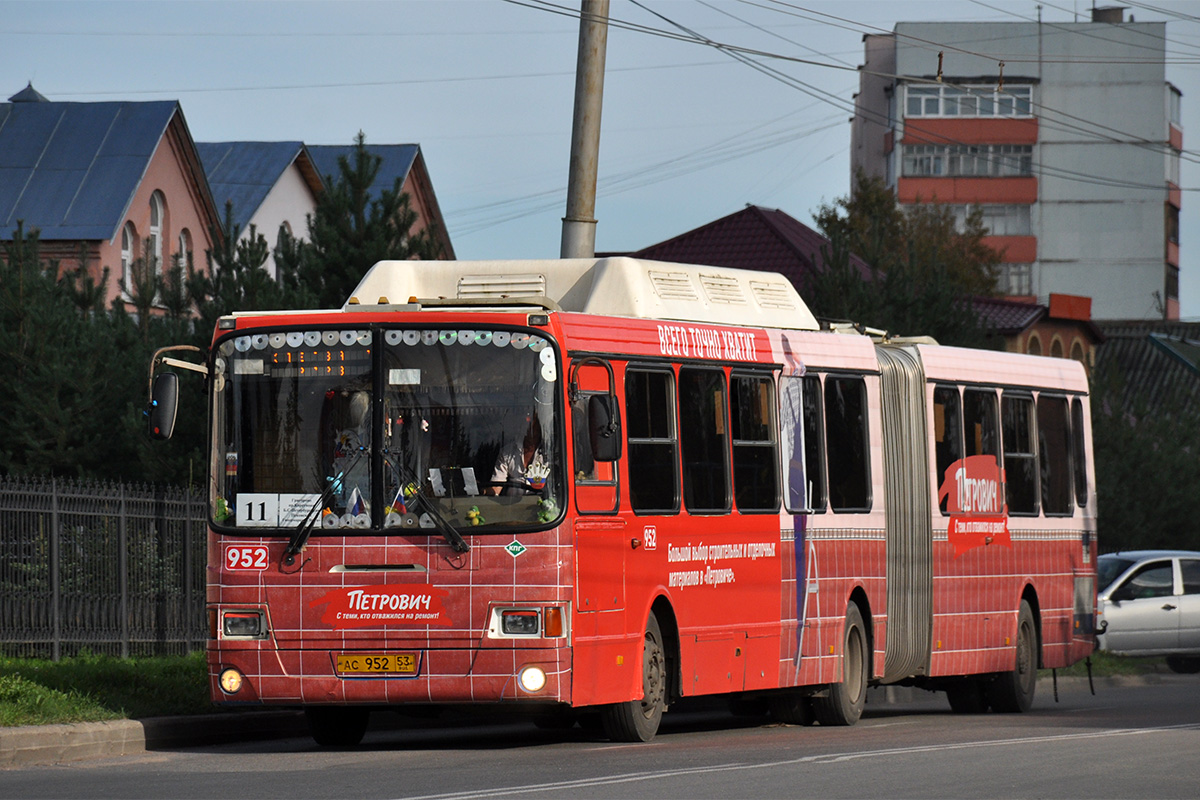 Новгородская область, ЛиАЗ-6212.70 № 952