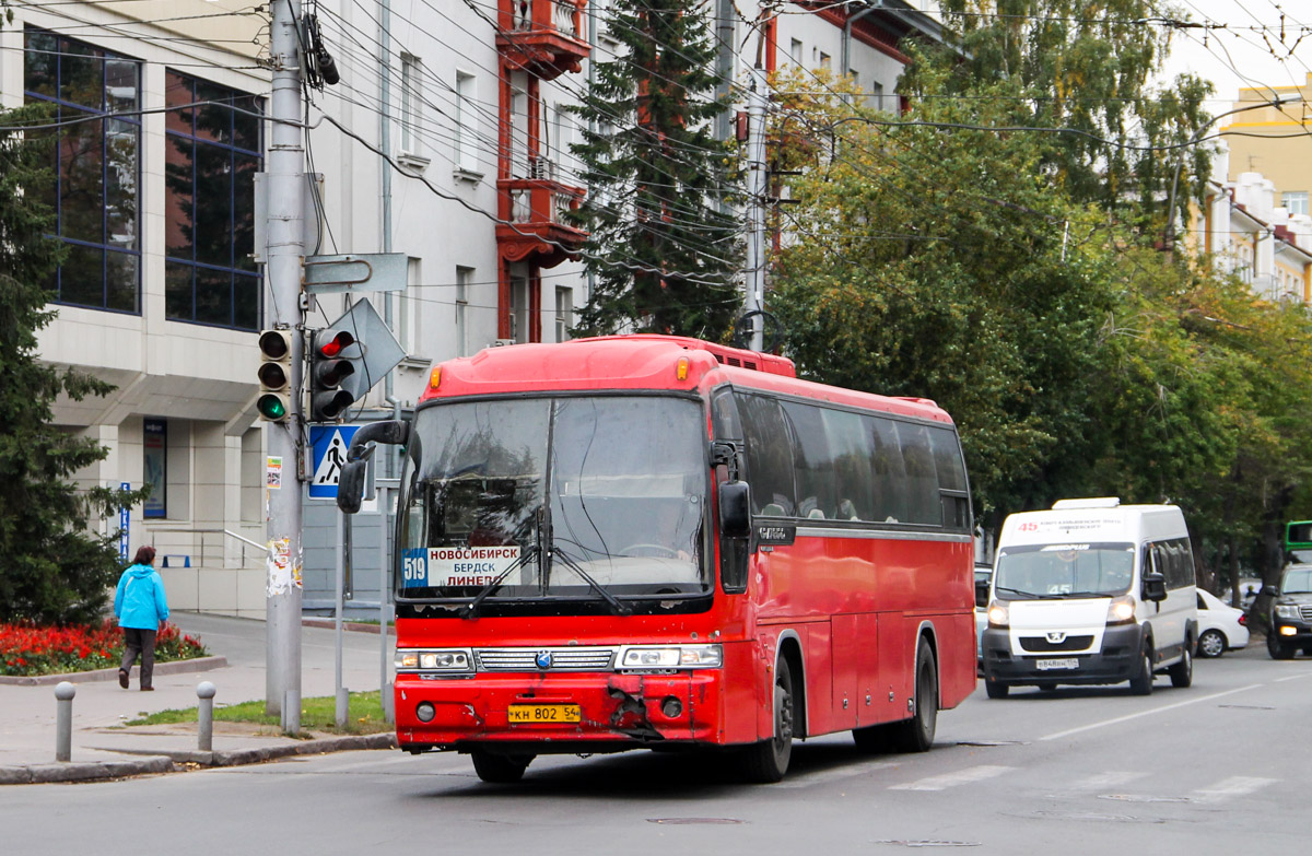 Новосибирская область, Kia KM948 Granbird Greenfield № КН 802 54