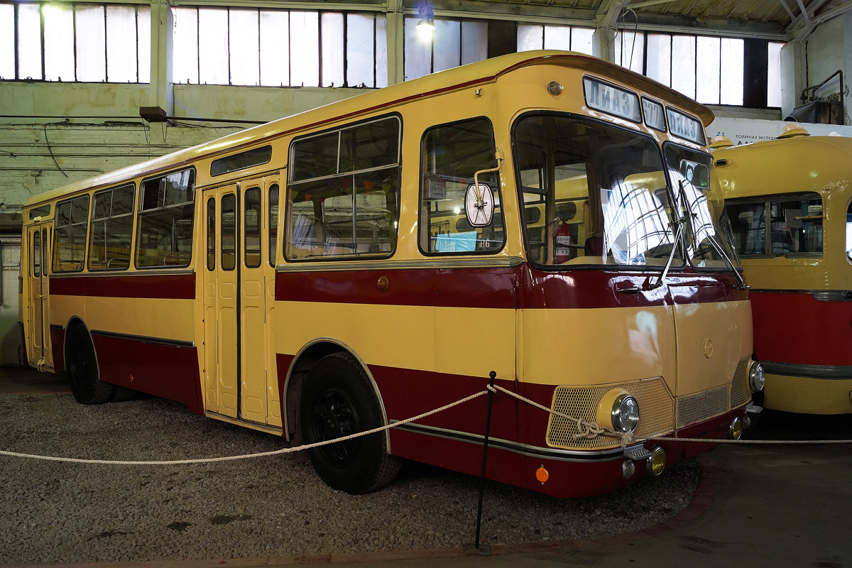 Moskau, LiAZ-677 Nr. 089хх