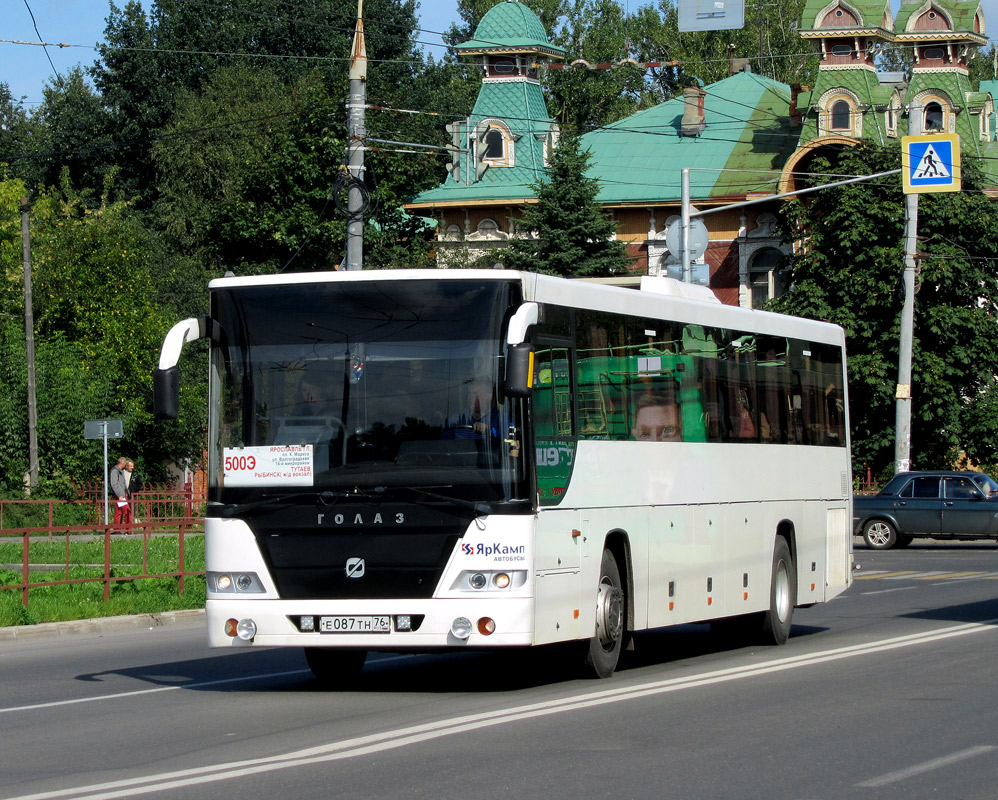 Ярославская область, ГолАЗ-525110-10 "Вояж" № Е 087 ТН 76