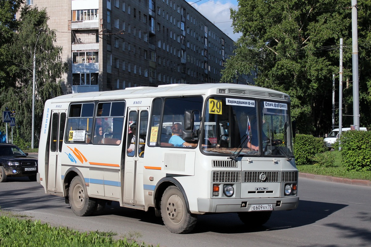 Томская область, ПАЗ-32054 № Е 609 ХХ 70