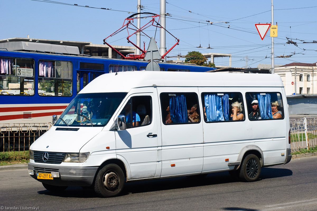 Запорожская область, Mercedes-Benz Sprinter W904 412D № AP 4397 AA