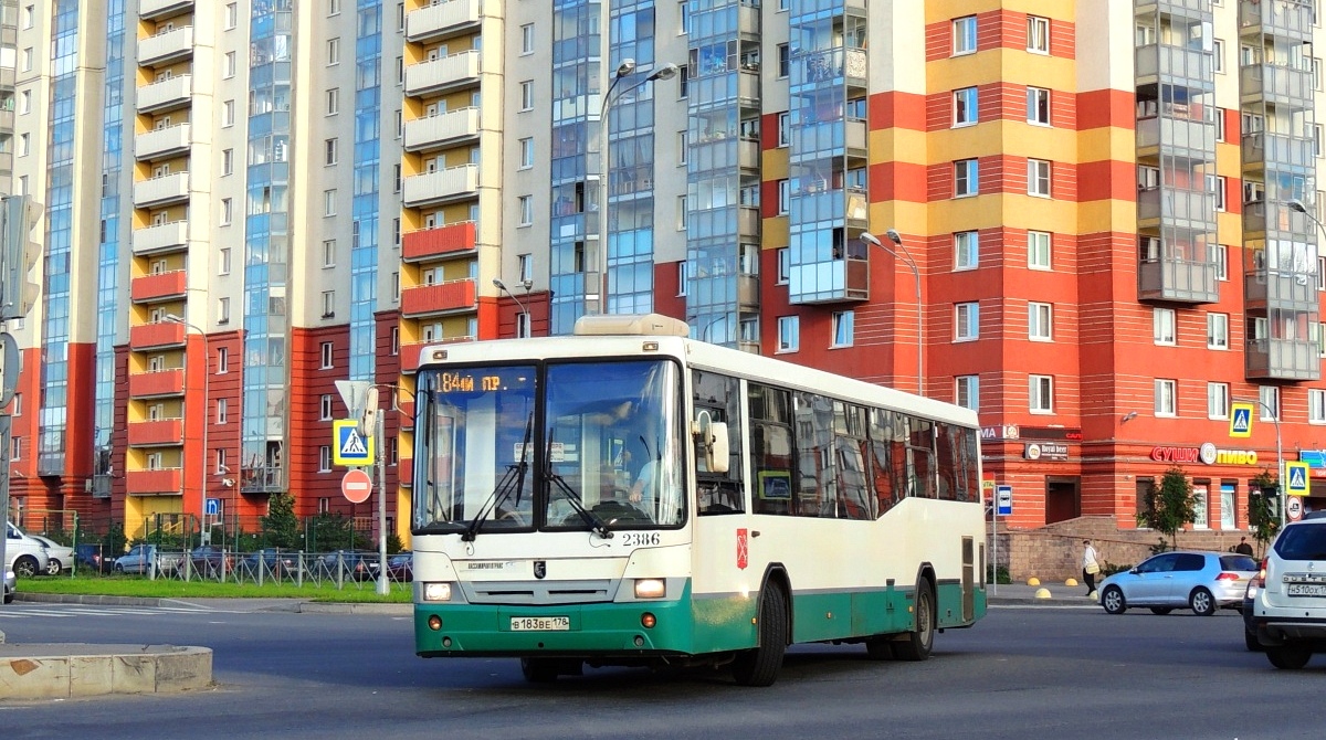 Sankt Petersburg, NefAZ-5299-30-32 Nr 2386