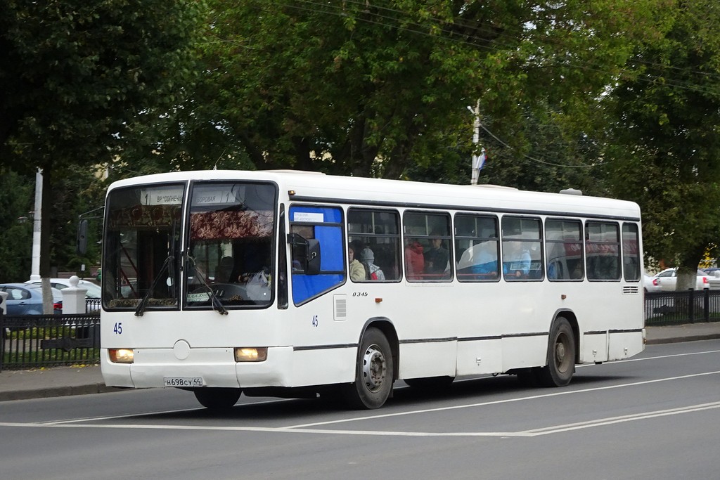 Kostroma region, Mercedes-Benz O345 Nr. 45