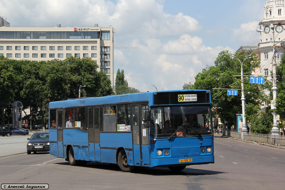 Воронежская область, Carrus K204 City L № АТ 109 36