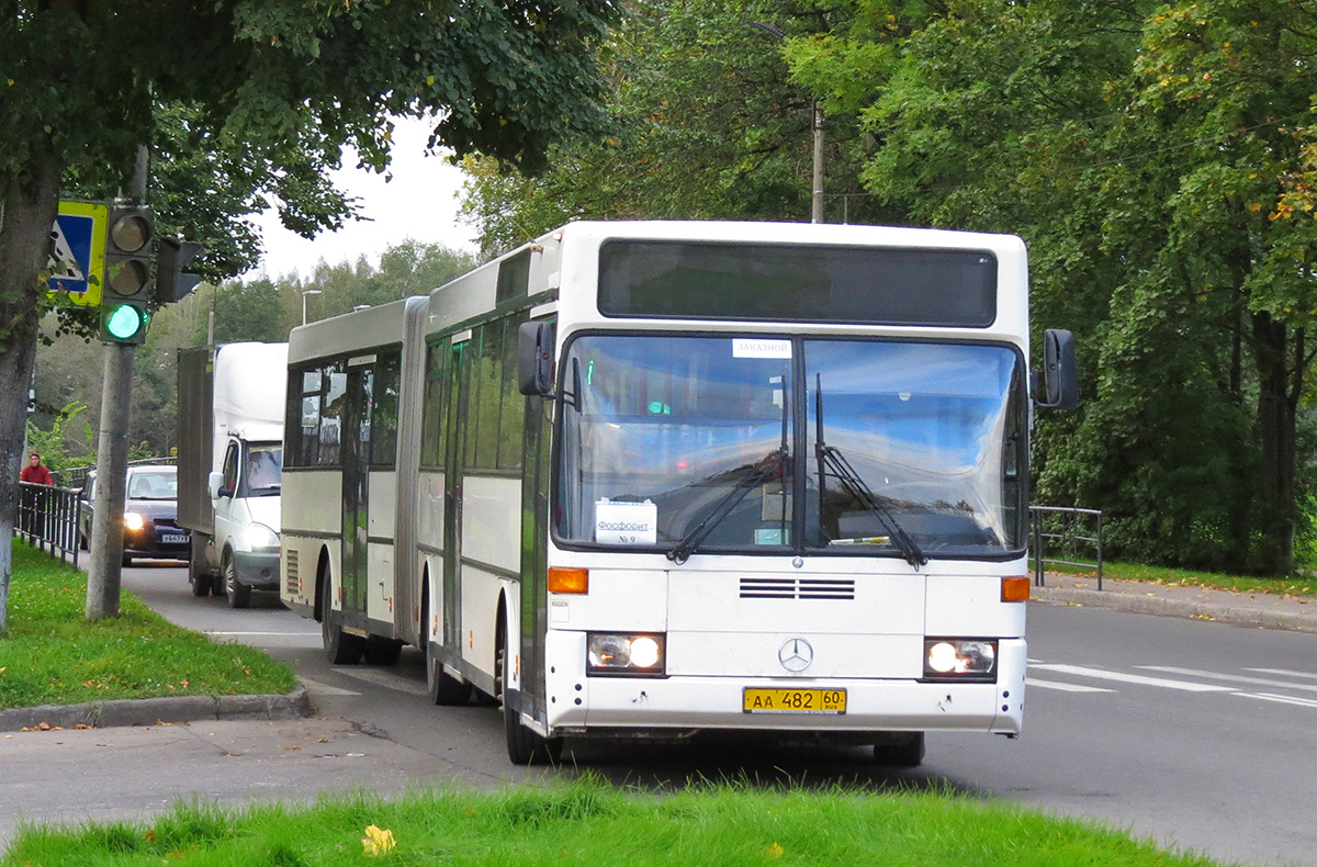 Ленинградская область, Mercedes-Benz O405G № АА 482 60