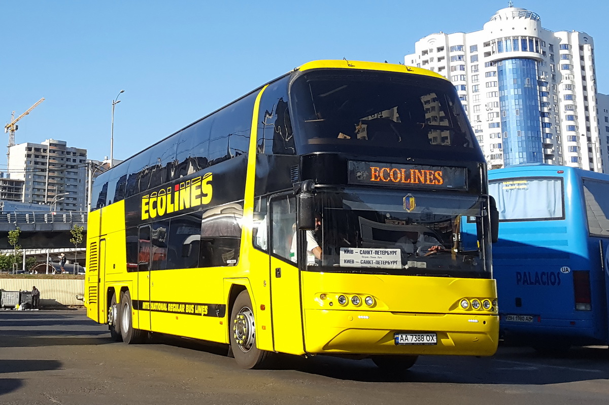 Киев, Neoplan PB2 N1122/3L Skyliner L № 284