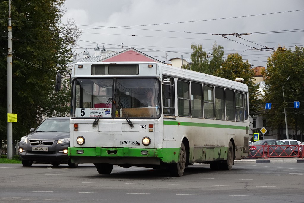 Ярославская область, ЛиАЗ-5256.30 № 562