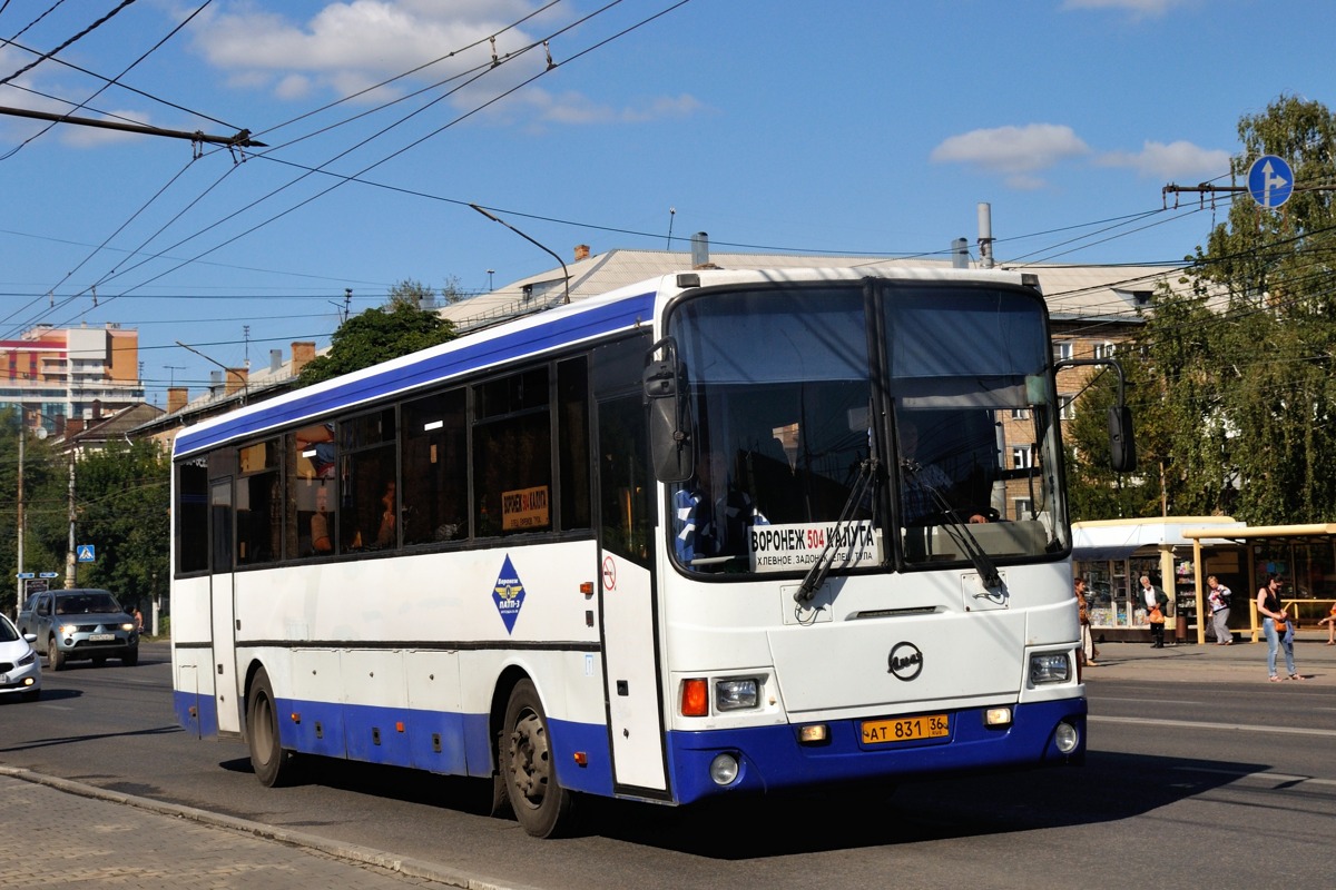 Автобус калуга тула. ЛИАЗ 5256.33. ЛИАЗ 5256 Воронеж. ЛИАЗ-ГОЛАЗ 5256 Смоленск. ЛИАЗ 5256 27 автобус Воронеж.