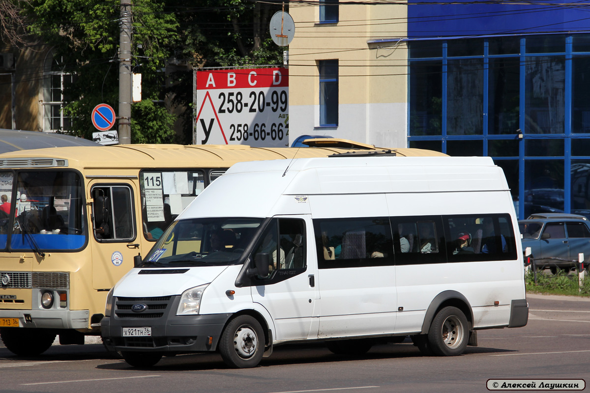 Воронежская область, Нижегородец-222708  (Ford Transit) № Х 921 ТН 36