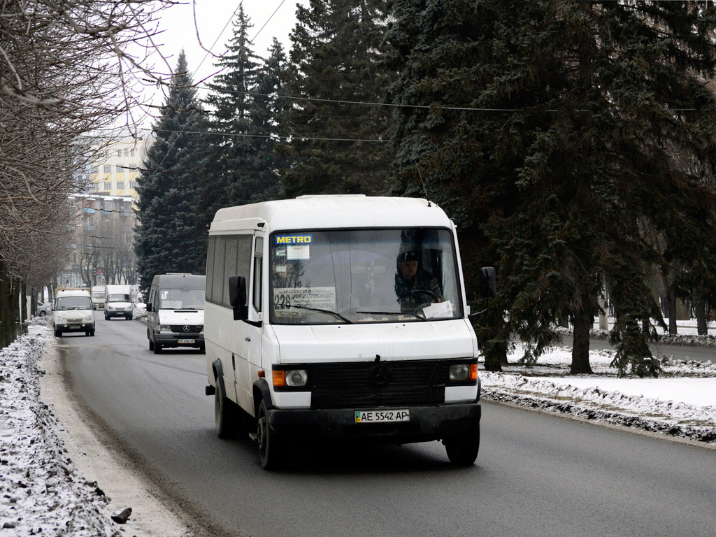 Днепропетровская область, Mercedes-Benz T2 609D № AE 5542 AP