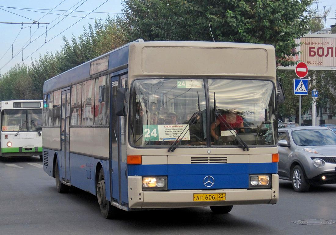 Алтайский край, Mercedes-Benz O405 № АН 606 22