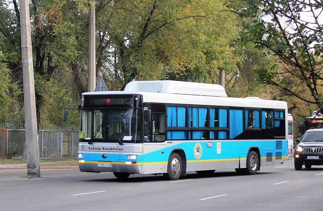 Алматы, Yutong ZK6118HGA № 7058