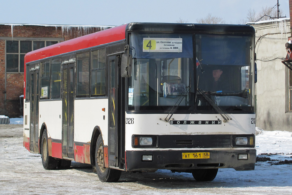 Пензенская область, Волжанин-5270-10-02 № 2128