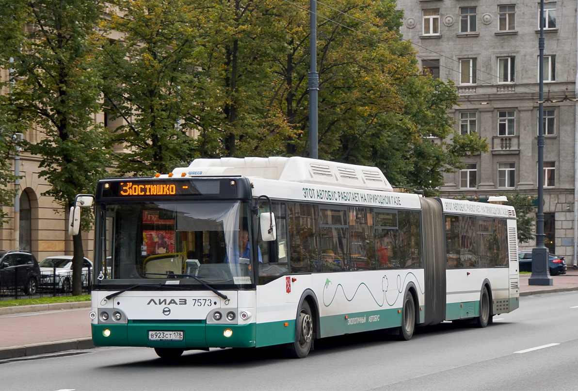 Sankt Petersburg, LiAZ-6213.71 Nr 7573