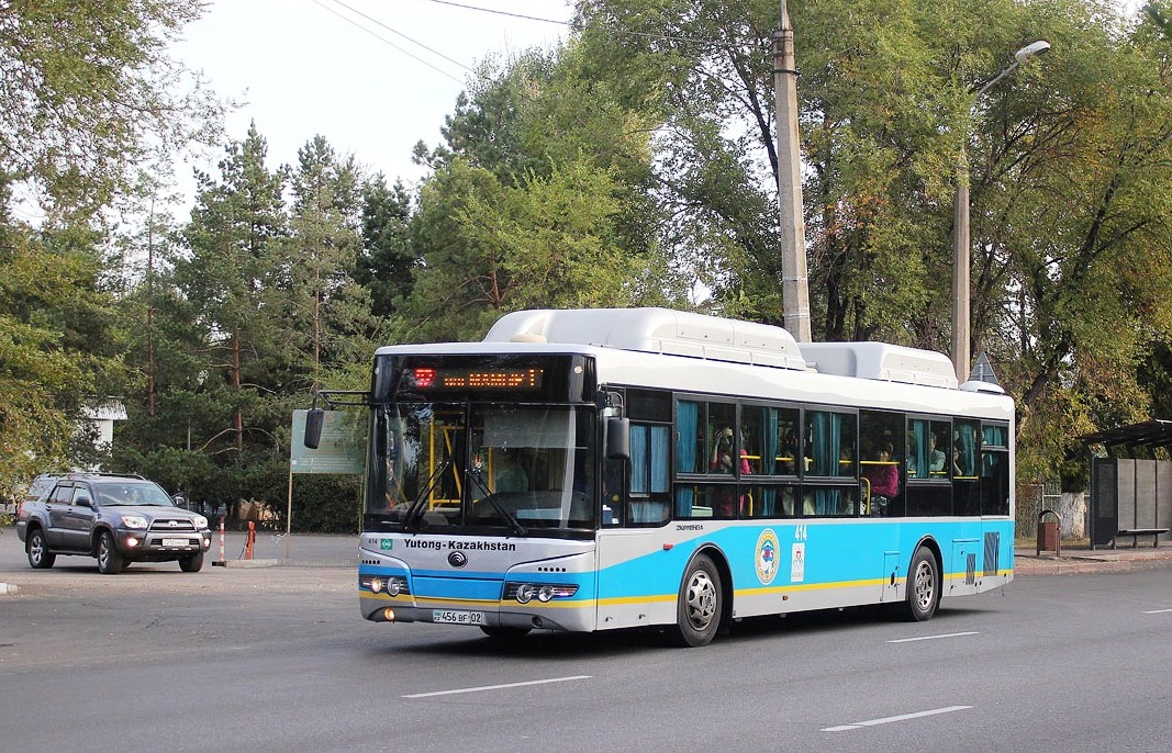 Алматы, Yutong ZK6118HGA № 414