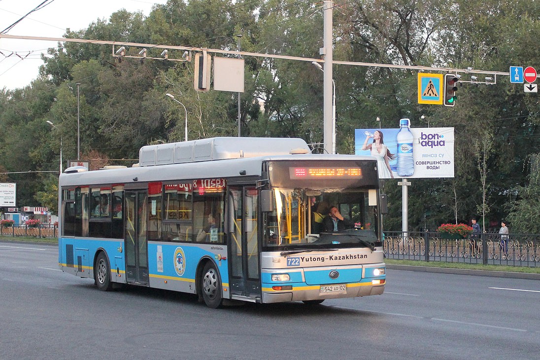 Алматы, Yutong ZK6118HGA № 722