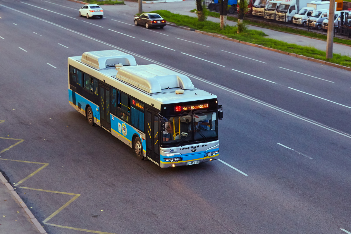 Almaty, Yutong ZK6118HGA № 432