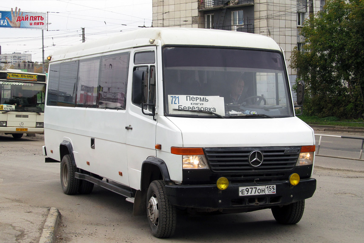 Perm region, Mercedes-Benz Vario 614D č. Е 977 ОН 159