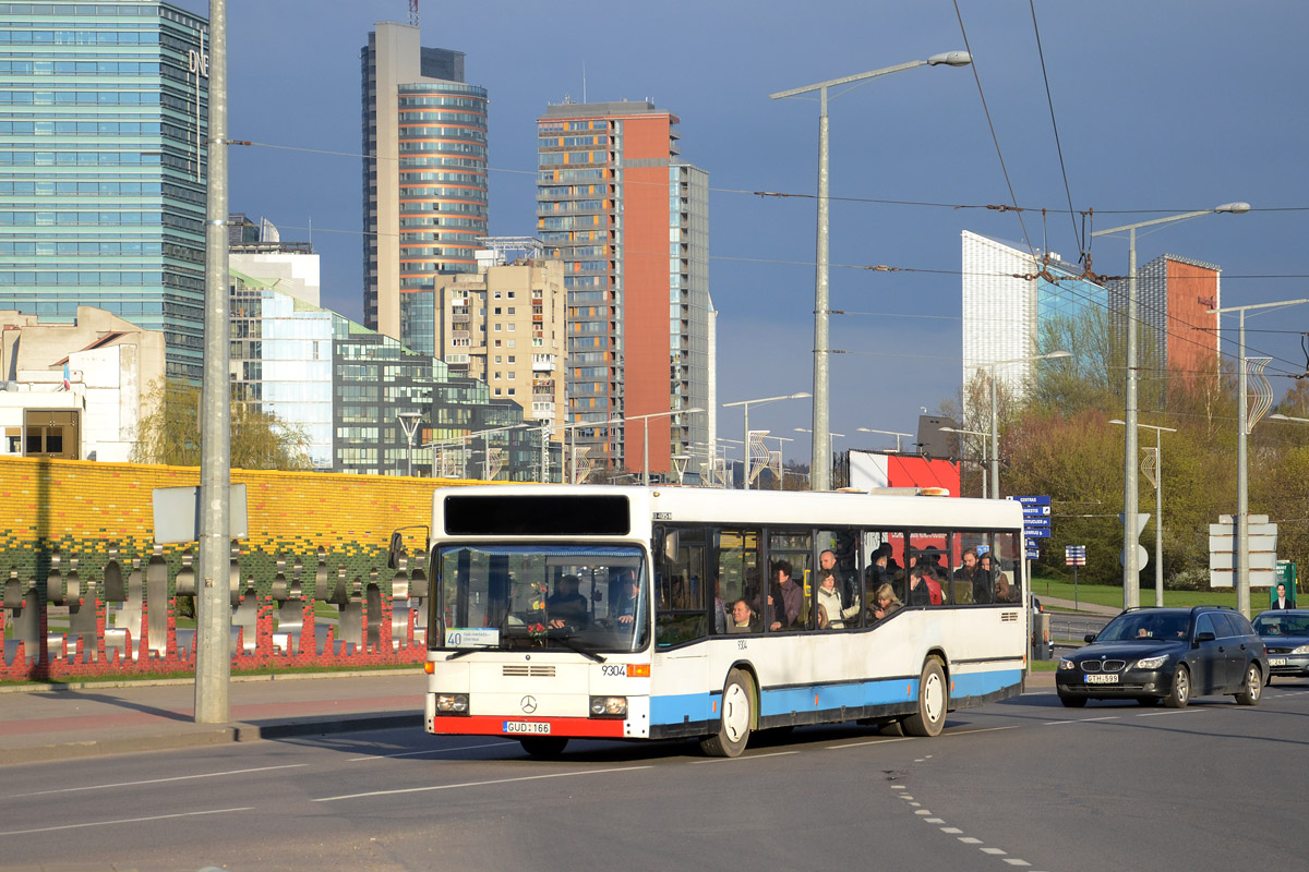 Литва, Mercedes-Benz O405N2 № 9304