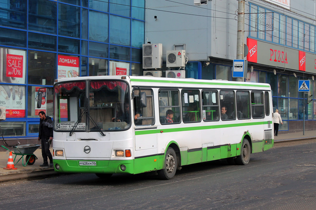 Пензенская область, ЛиАЗ-5256.45 № Р 628 КМ 58