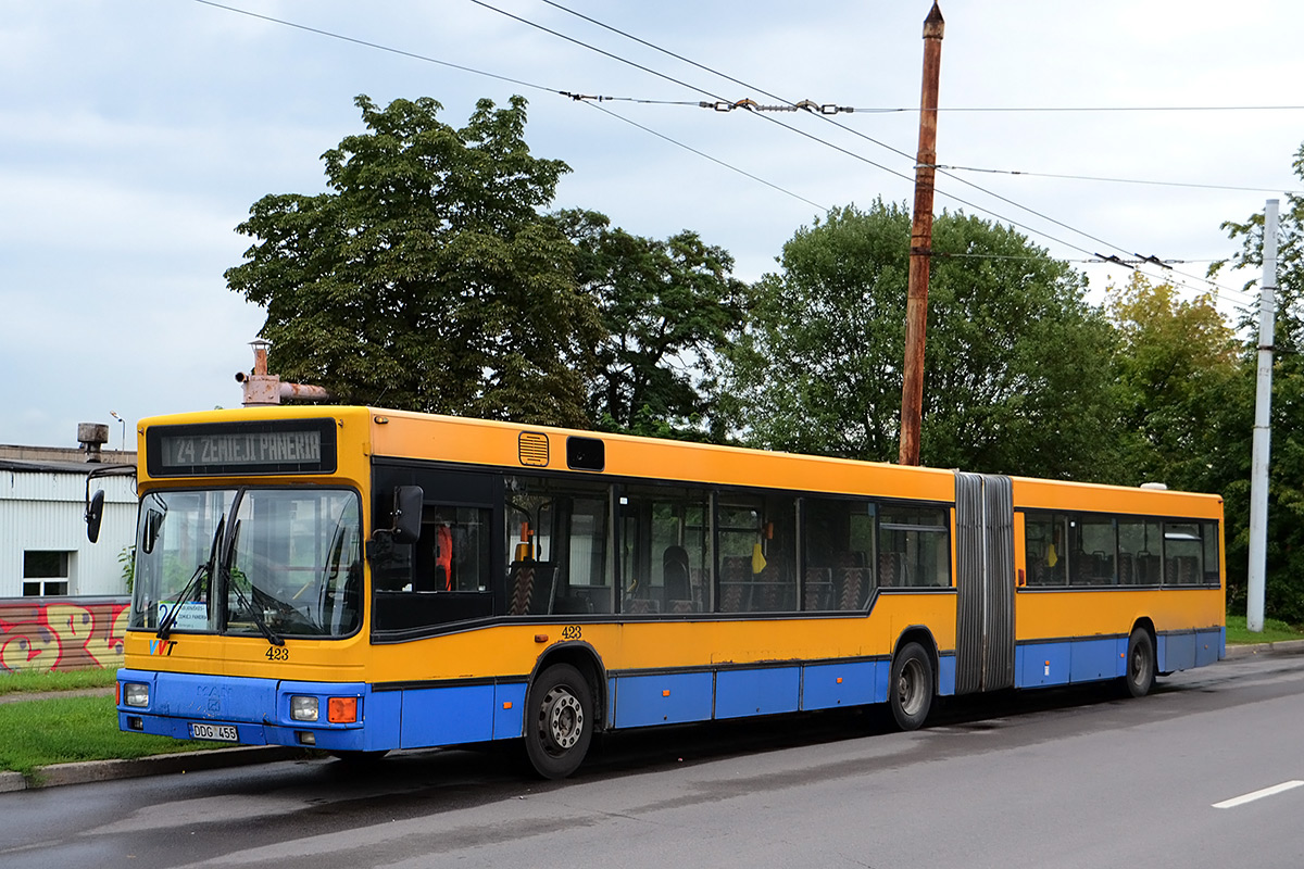 Lietuva, MAN A11 NG272 № 423