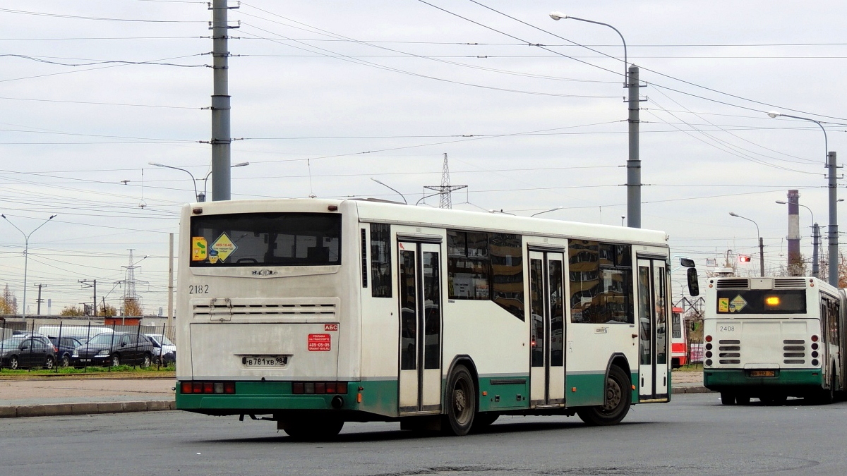 Sankt Peterburgas, NefAZ-5299-30-32 Nr. 2182