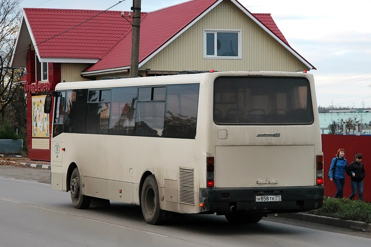Тульская область, ЛАЗ-4207JN "Лайнер-10" № Н 858 ТК 71
