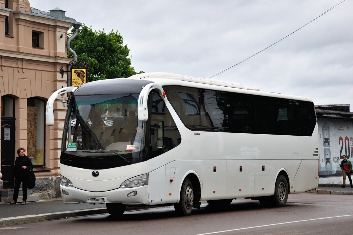 Санкт-Петербург, Yutong ZK6129H № В 055 ВР 178