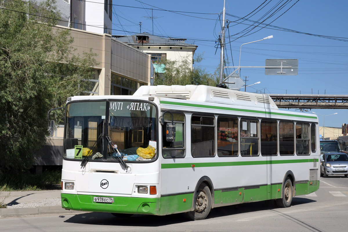 Jakutien Republik, LiAZ-5256.57 Nr. В 978 ЕС 14