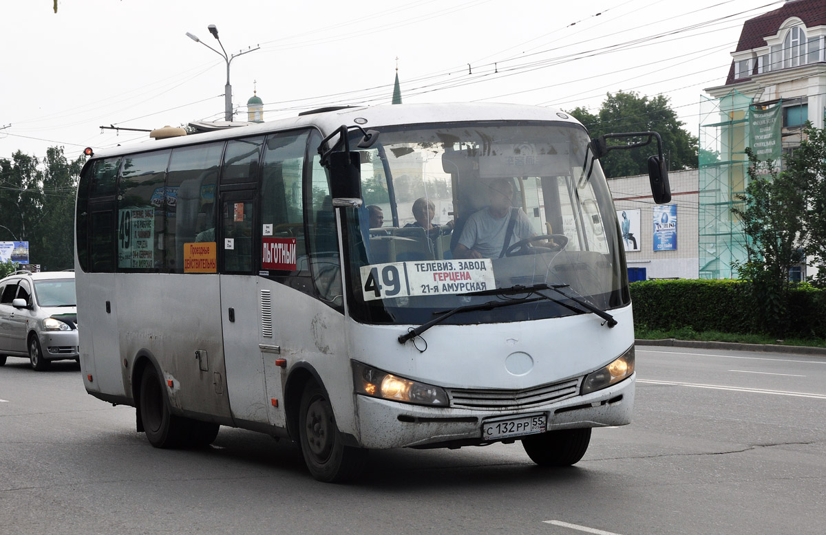 Омская область, Yutong ZK6737D № С 132 РР 55