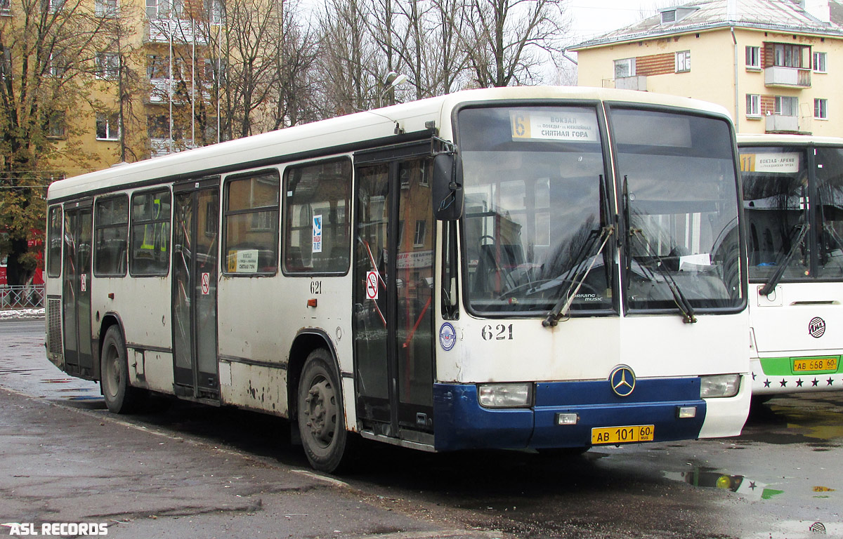 Pskovská oblast, Mercedes-Benz O345 č. 621