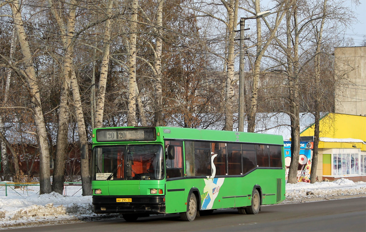 Новосибирская область, МАЗ-104.021 № 4114