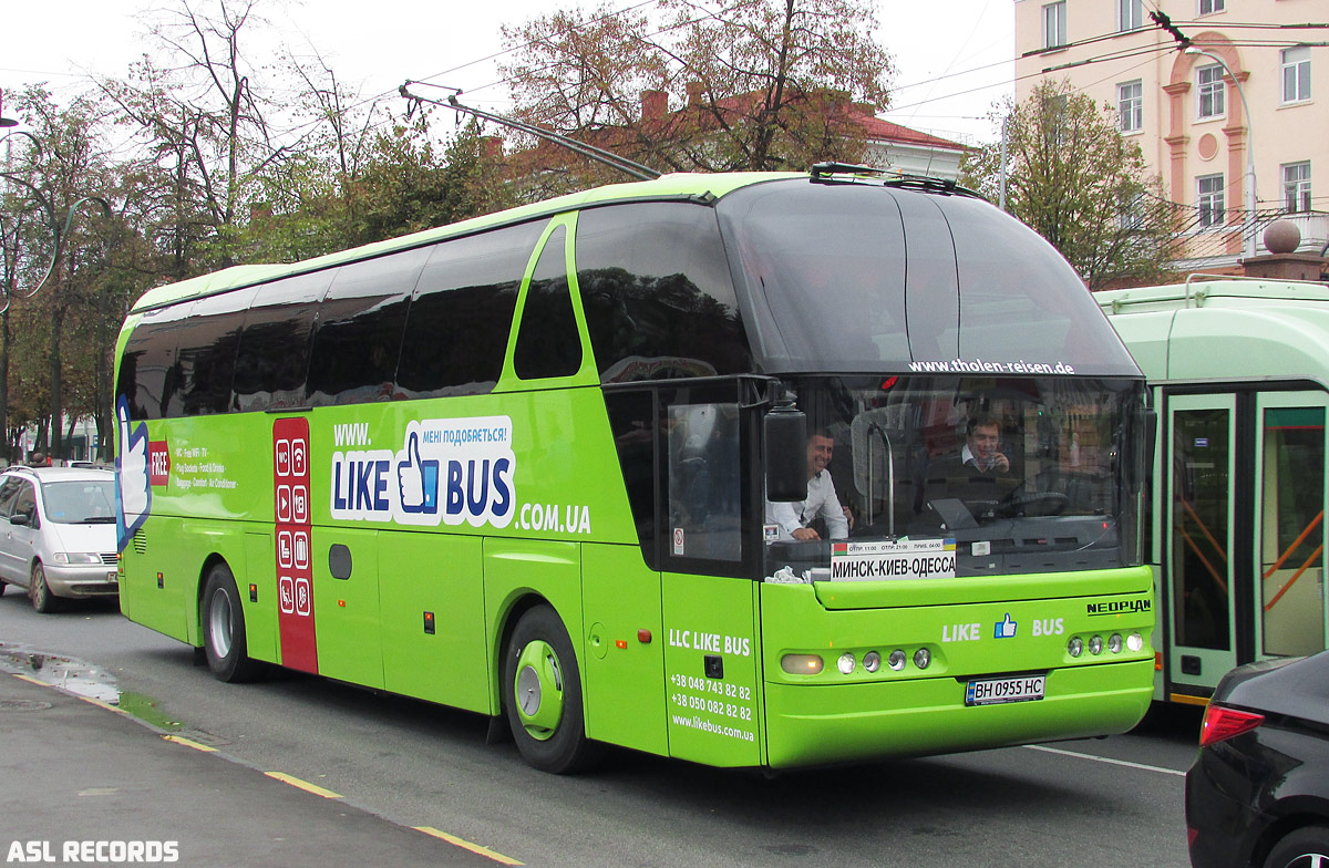 Москва минск одесса. Neoplan 516-SHD. Неоплан 516 SHD салон. Одесса Москва автобус. Киев Одесса автобус.