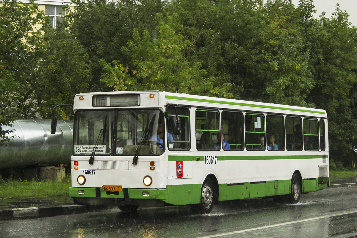 Moskau, LiAZ-5256.25 Nr. 160617