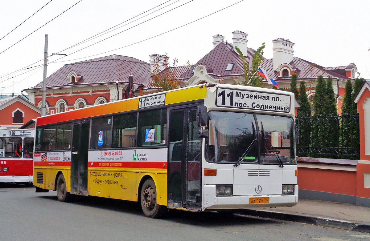 Саратовская область, Mercedes-Benz O405 № АХ 124 64