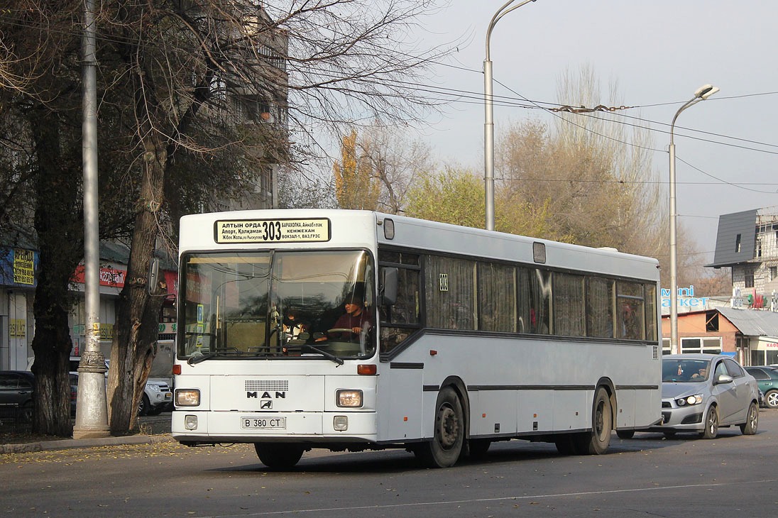 Алматы, MAN 888 SÜ242 № B 380 CT