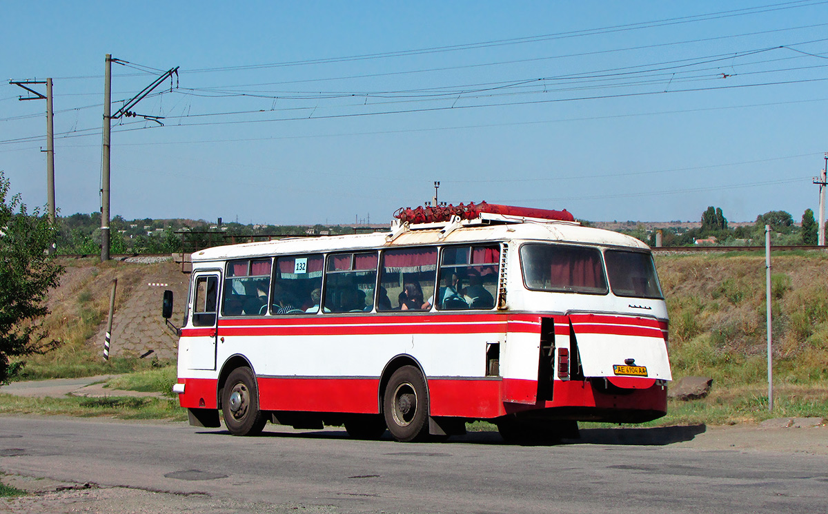 Dnepropetrovsk region, LAZ-695N # AE 6904 AA