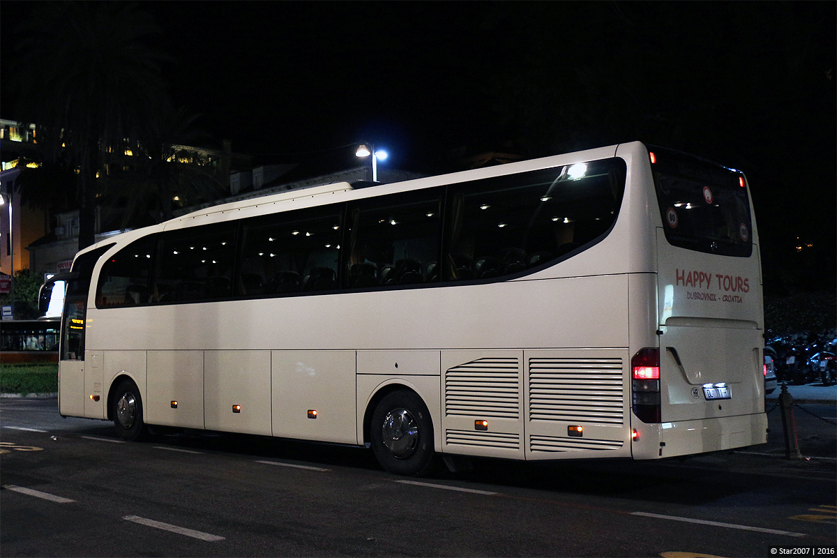 Хорватия, Mercedes-Benz O580-15RHD Travego № DU 111-HT