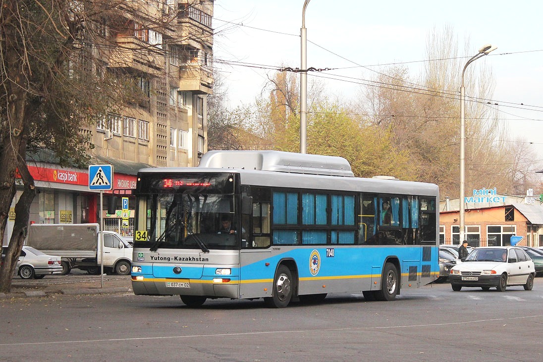 Алматы, Yutong ZK6118HGA № 7048